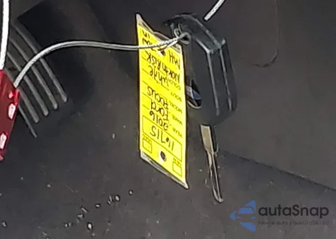 2016 Ford Focus Se z USA, uszkodzony, nr VIN 1FADP3K27GL399677